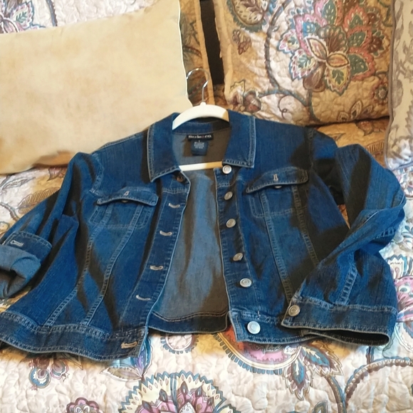 Style & Co. Jackets & Blazers - Excellent pre-owned denim jacket, size L, Style & Co. No holes, stains or flaws.